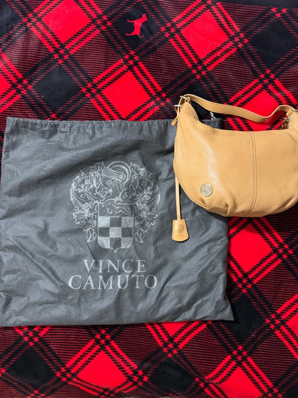 Vince Camuto Beige Pebbled Leather Hobo Shoulder Bag | Slouchy Crescent Purse